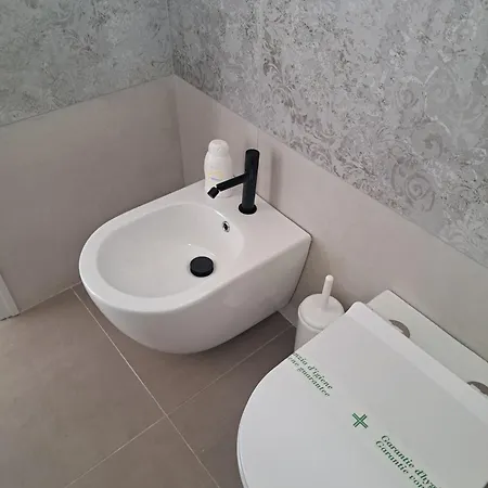 Apartament La Finestra Sul Mare *
